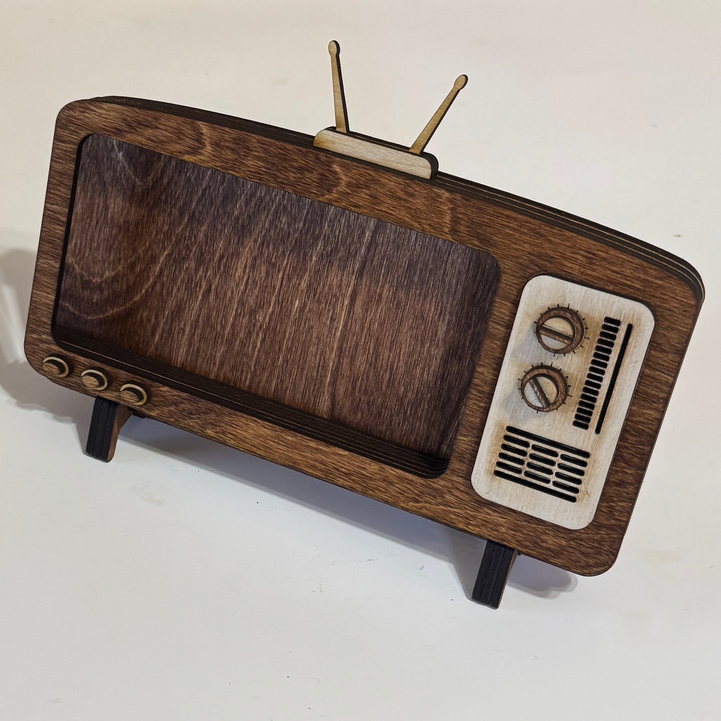 Retro TV Phone Stand